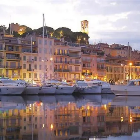 Quartier Des *